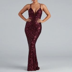 Gwendolyn Cross-Back Sequin Dress Windsor